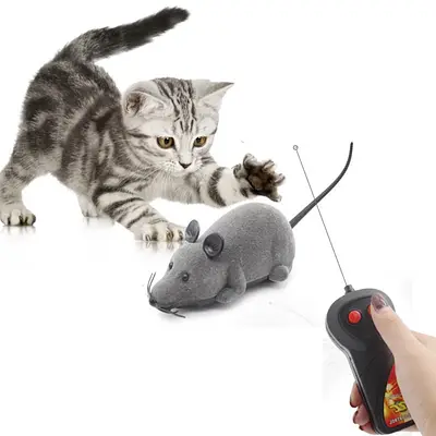 Brinquedo Rato de Controle Remoto para Gatos